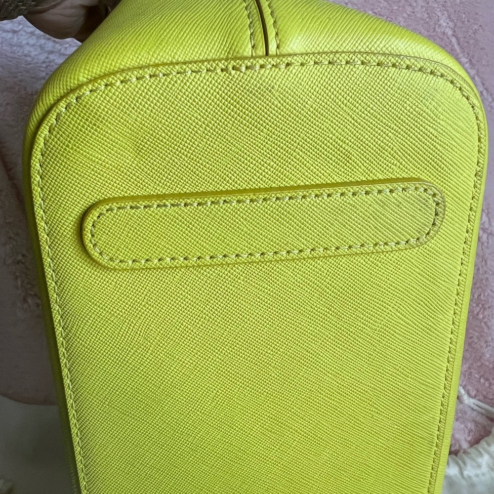 MCM Vibrant Yellow Tote - Picture 13 of 16